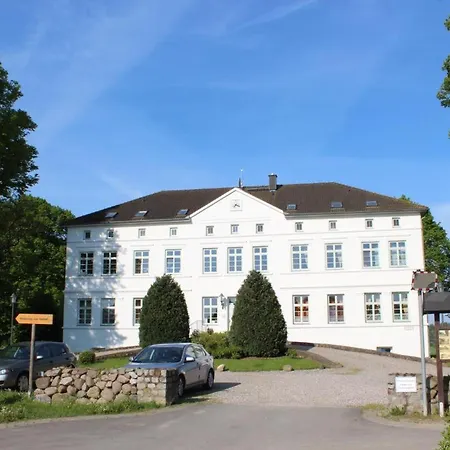 Herrenhaus App.08 *