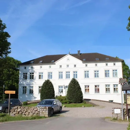 Apartment Herrenhaus App.08 Blengow