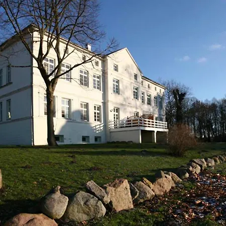 Herrenhaus App.08 *